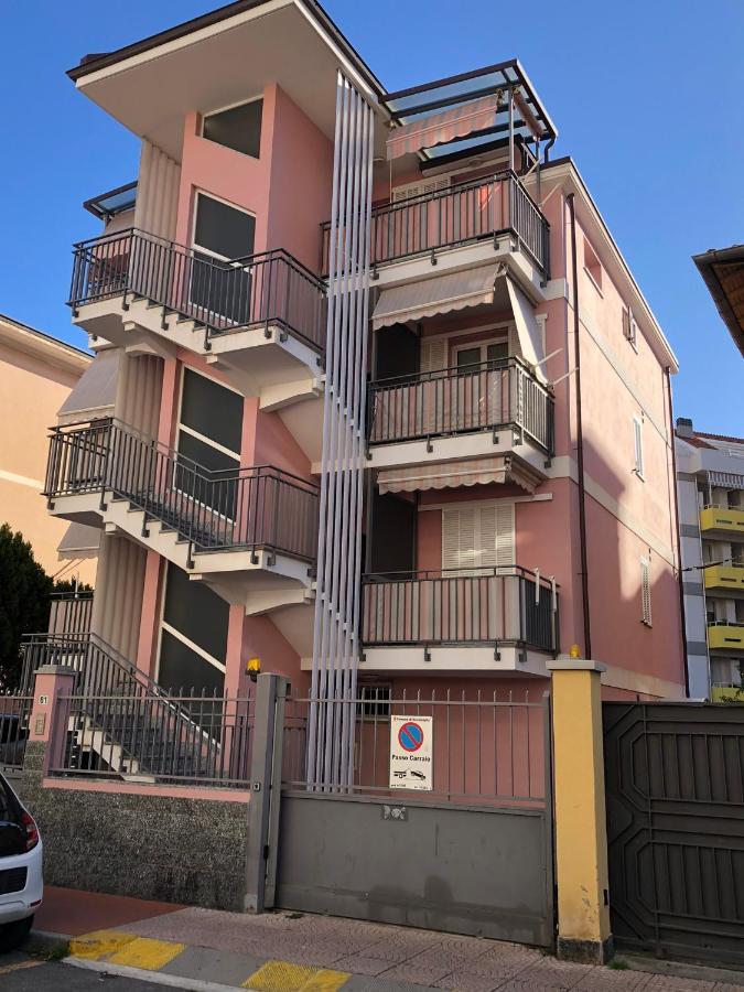 Appartement Casa Francesca: Un Mare Di Relax! à Vintimille Extérieur photo